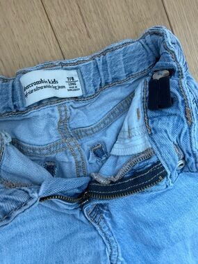 abercrombie kids Light Blue Jeans